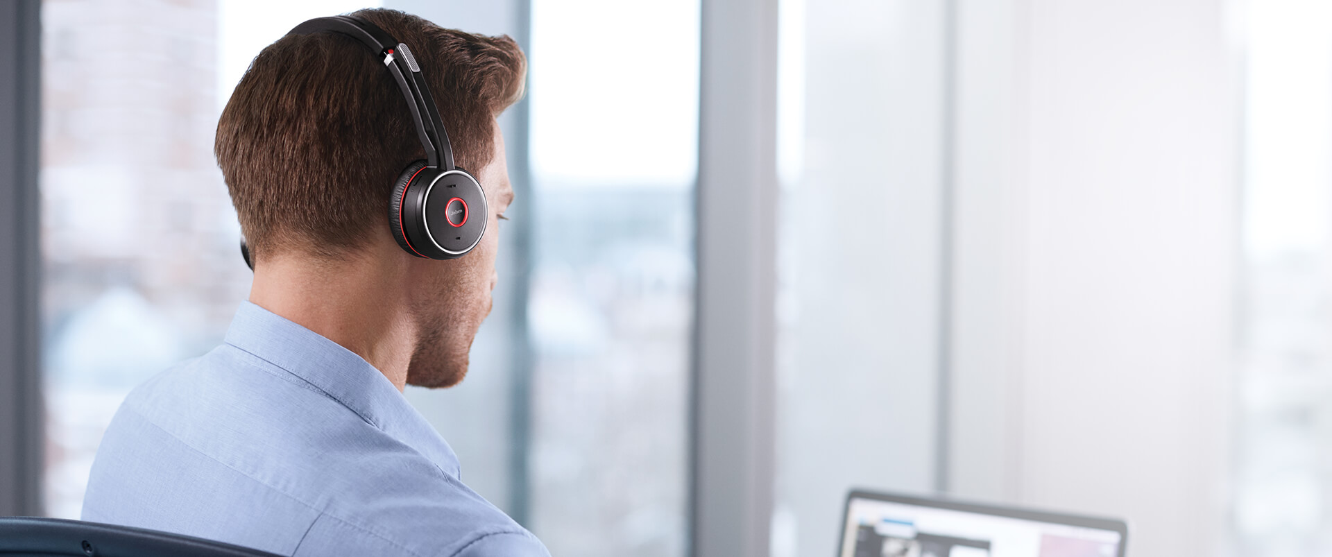 Jabra Evolve 75 Headphones Reduce Open Office Distractions [Review]